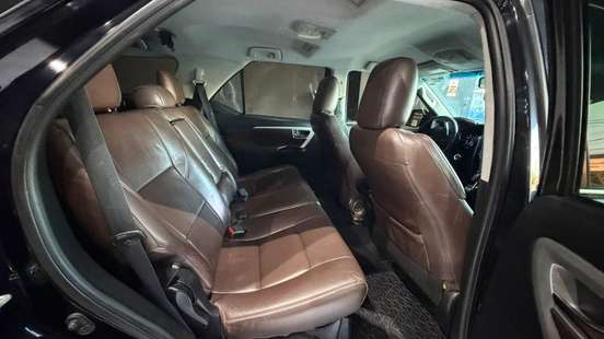 TOYOTA-HILUX-2.7 SR 4X2 CD 16V FLEX 4P AUTOMÁTICO TOYOTA-HILUX-2018