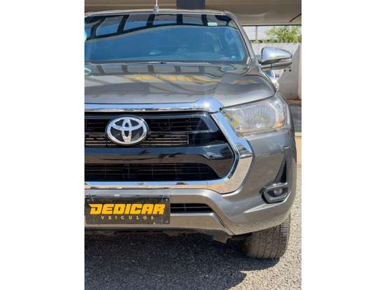 TOYOTA-HILUX-2.7 VVT-i FLEX CD SRV 4X2 AUTOMÁTICO TOYOTA-HILUX-2020