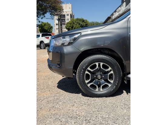 TOYOTA-HILUX-2.7 VVT-i FLEX CD SRV 4X2 AUTOMÁTICO TOYOTA-HILUX-2020