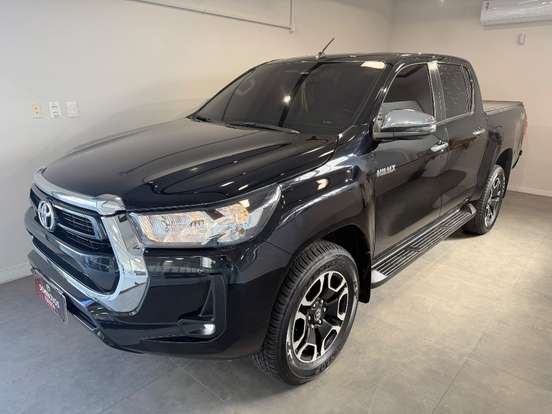 TOYOTA-HILUX-2022