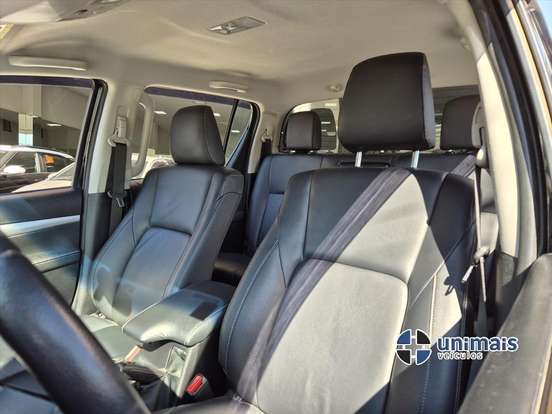 TOYOTA-HILUX-2.8 D-4D TURBO DIESEL CD SRV 4X4 AUTOMÁTICO TOYOTA-HILUX-2024