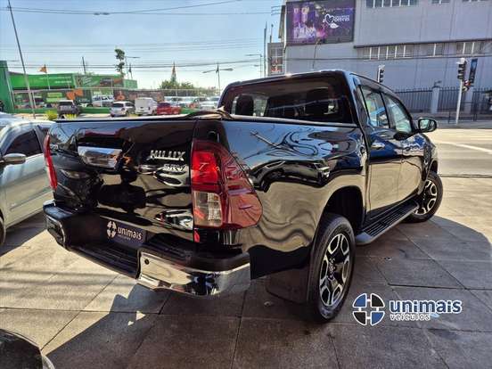 TOYOTA-HILUX-2024