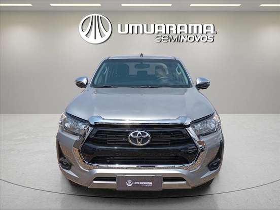TOYOTA-HILUX-2023