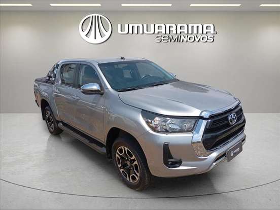TOYOTA-HILUX-2023