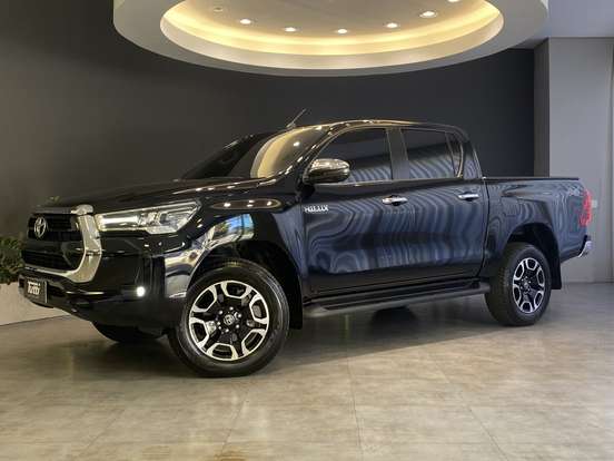 TOYOTA-HILUX-2025