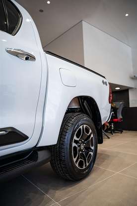 TOYOTA-HILUX-2026