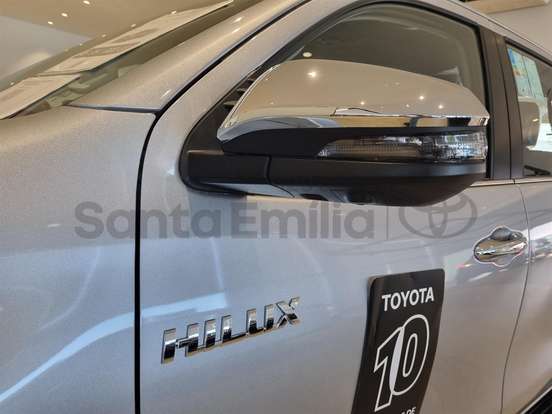 TOYOTA-HILUX-2.8 D-4D TURBO DIESEL CD SRX PLUS 4X4 AUTOMÁTICO TOYOTA-HILUX-2026