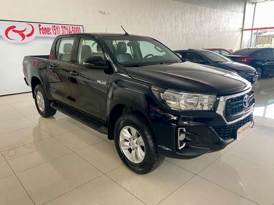 TOYOTA-HILUX-2.8 SR 4X4 CD 16V DIESEL 4P AUTOMÁTICO TOYOTA-HILUX-2019