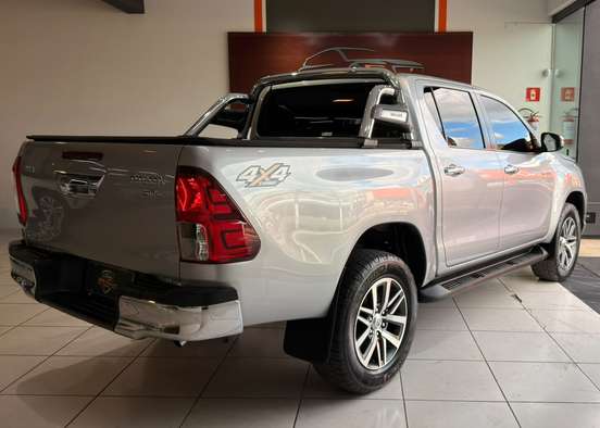 TOYOTA-HILUX-2.8 SRV 4X4 CD 16V DIESEL 4P AUTOMÁTICO TOYOTA-HILUX-2020