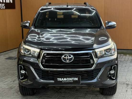 TOYOTA-HILUX-2.8 SRX 4X4 CD 16V DIESEL 4P AUTOMÁTICO TOYOTA-HILUX-2019