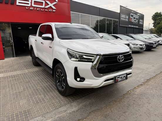 TOYOTA-HILUX-2019