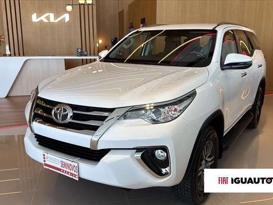 TOYOTA-HILUX SW4-2.7 SRV 7 LUGARES 4X2 16V FLEX 4P AUTOMÁTICO TOYOTA-HILUX SW4-2020