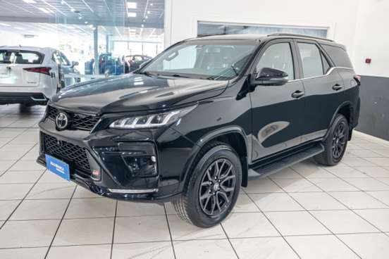 TOYOTA-HILUX SW4-2023