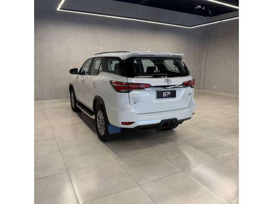 TOYOTA-HILUX SW4-2022