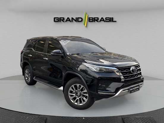 TOYOTA-HILUX SW4-2022