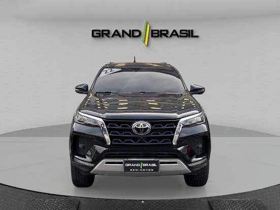 TOYOTA-HILUX SW4-2022
