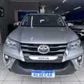 TOYOTA HILUX SW4 2.8 SRX 4X4 7 LUGARES 16V TURBO INTERCOOLER DIESEL 4P AUTOMÁTICO TOYOTA HILUX SW4 2.8 SRX 4X4 7 LUGARES 16V TURBO INTERCOOLER DIESEL 4P AUTOMÁTICO