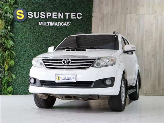 TOYOTA-HILUX SW4-3.0 SRV 4X4 16V TURBO INTERCOOLER DIESEL 4P AUTOMÁTICO TOYOTA-HILUX SW4-2013