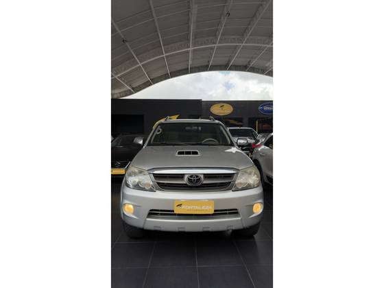 TOYOTA HILUX SW4 3.0 SRV 4X4 16V TURBO INTERCOOLER DIESEL 4P AUTOMÁTICO