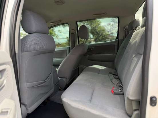 TOYOTA-HILUX SW4-2008