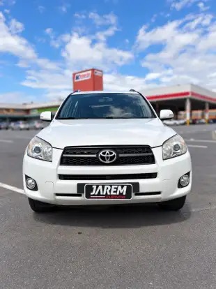 TOYOTA-RAV4-2011
