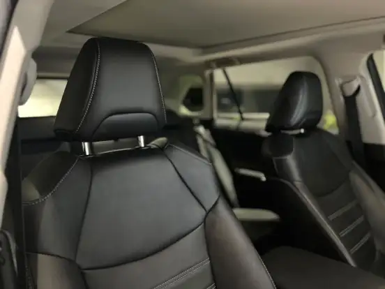 TOYOTA-RAV4-2024