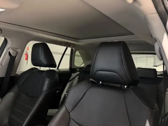 TOYOTA-RAV4-2024