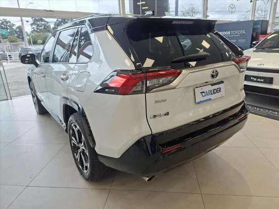 TOYOTA-RAV4-2023
