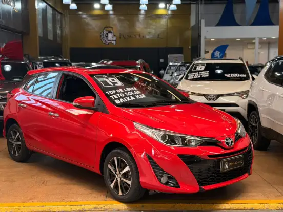 TOYOTA-YARIS-2018