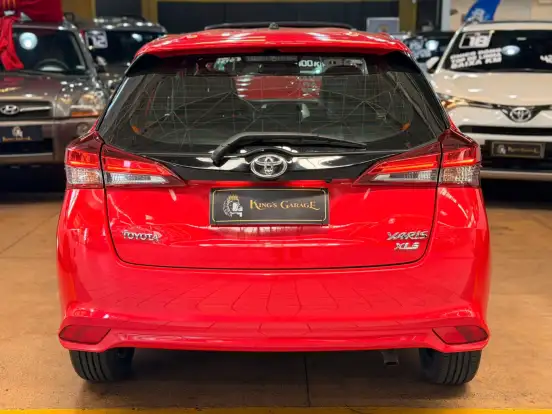 TOYOTA-YARIS-2018