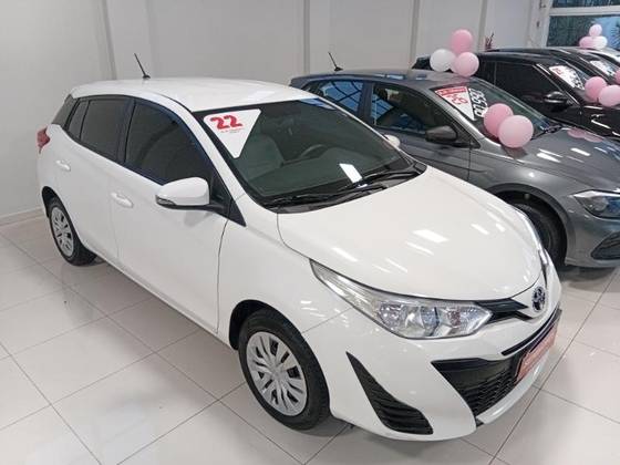 TOYOTA YARIS 1.3 16V FLEX XL LIVE MULTIDRIVE