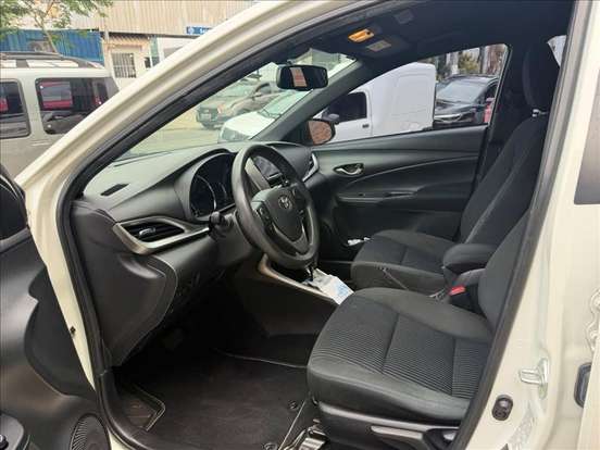 TOYOTA-YARIS-1.3 16V FLEX XL MULTIDRIVE TOYOTA-YARIS-2019