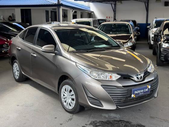 TOYOTA YARIS 1.5 16V FLEX SEDAN XL LIVE MULTIDRIVE