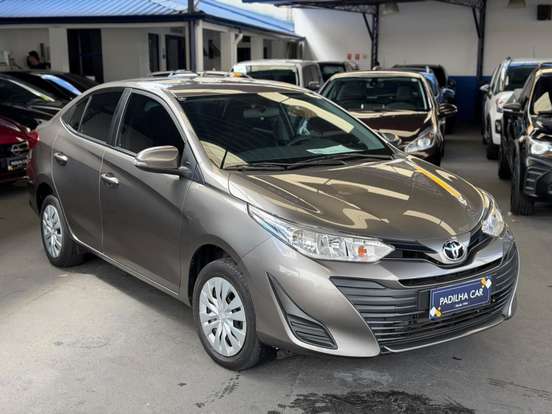 TOYOTA-YARIS-2020