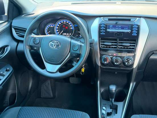 TOYOTA-YARIS-2020