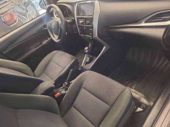 TOYOTA-YARIS-1.5 16V FLEX SEDAN XL PLUS TECH MULTIDRIVE TOYOTA-YARIS-2019