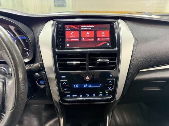 TOYOTA-YARIS-1.5 16V FLEX SEDAN XL PLUS TECH MULTIDRIVE TOYOTA-YARIS-2019