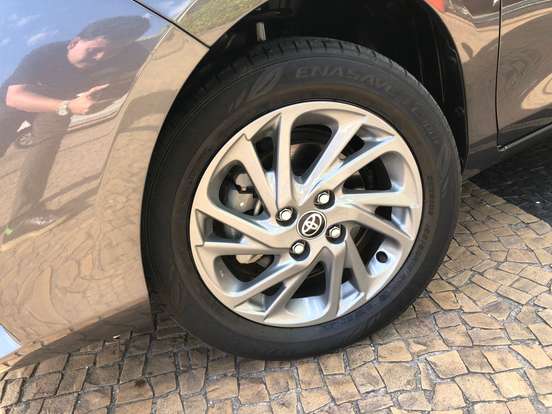 TOYOTA-YARIS-2023