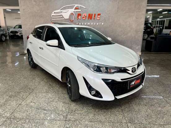 TOYOTA-YARIS-2018