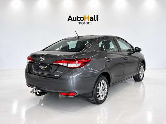 TOYOTA-YARIS-2022