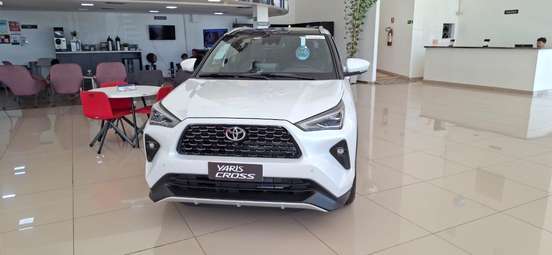 TOYOTA-YARIS CROSS-2026
