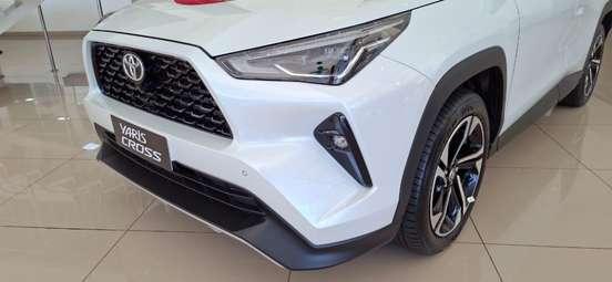 TOYOTA-YARIS CROSS-2026
