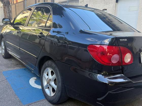 TOYOTA COROLLA 1.6 XLI 16V GASOLINA 4P AUTOMÁTICO