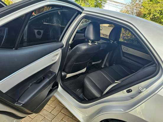 TOYOTA-COROLLA-2019