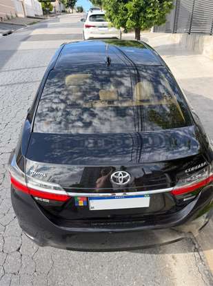 TOYOTA-COROLLA-2019