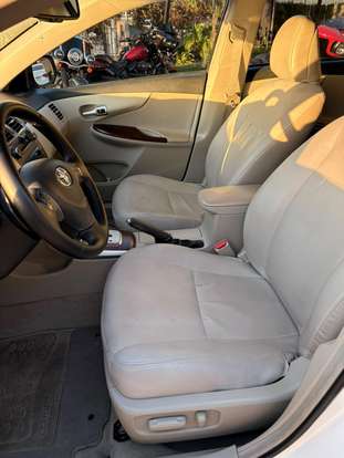 TOYOTA-COROLLA-2013
