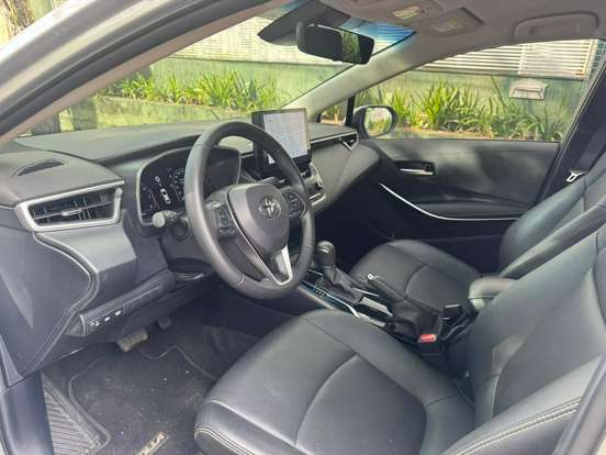 TOYOTA-COROLLA-2025