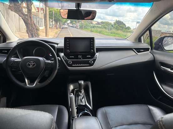 TOYOTA-COROLLA-2021