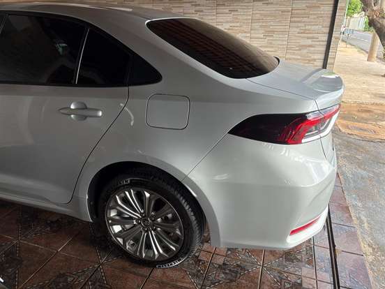 TOYOTA-COROLLA-2021