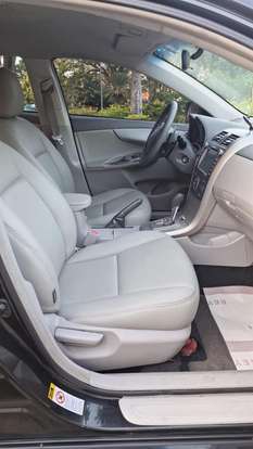 TOYOTA-COROLLA-2011